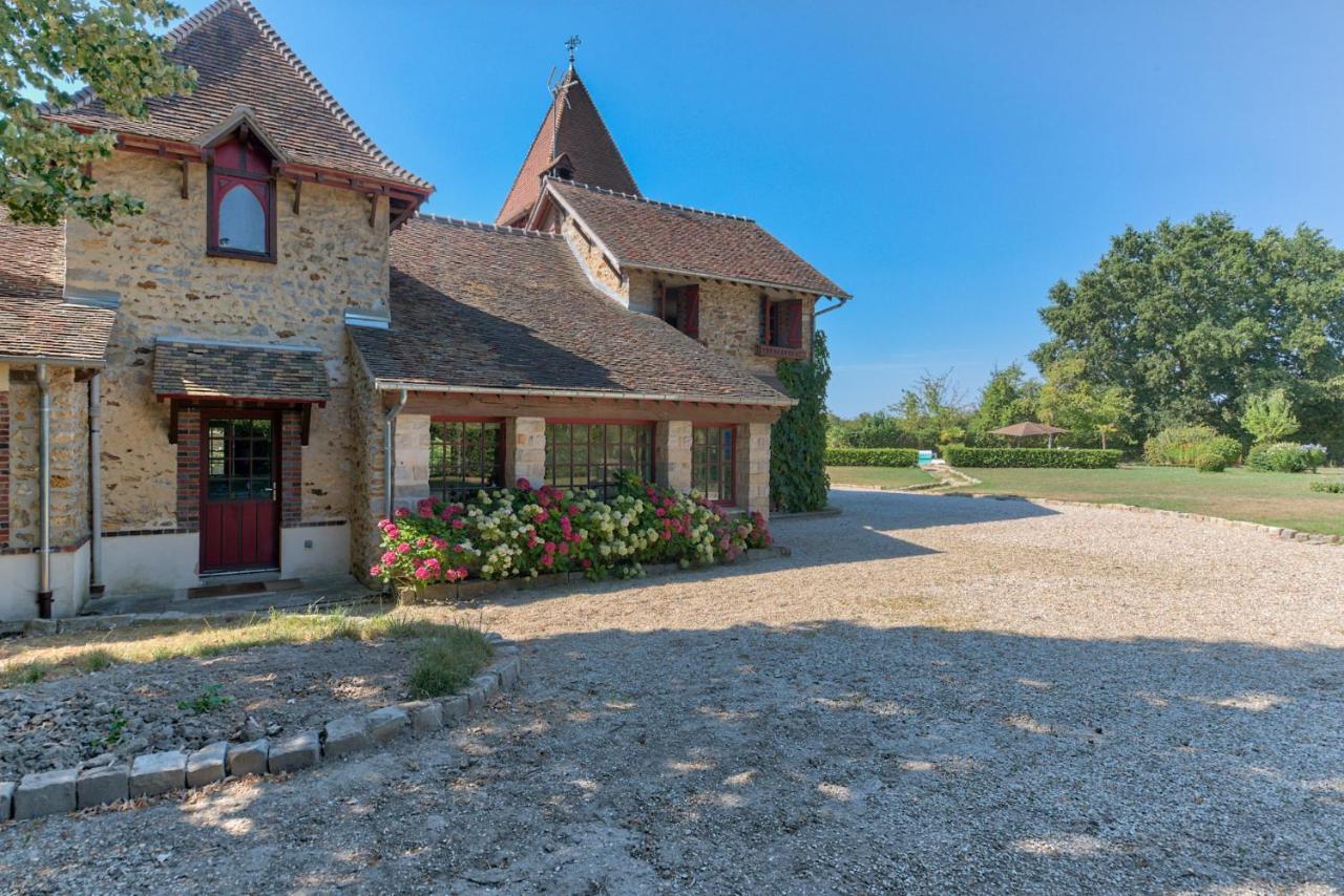 Апартаменти Manoir De La Comtesse Chailly-en-Biere Екстер'єр фото