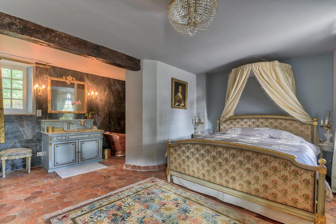 Апартаменти Manoir De La Comtesse Chailly-en-Biere Екстер'єр фото