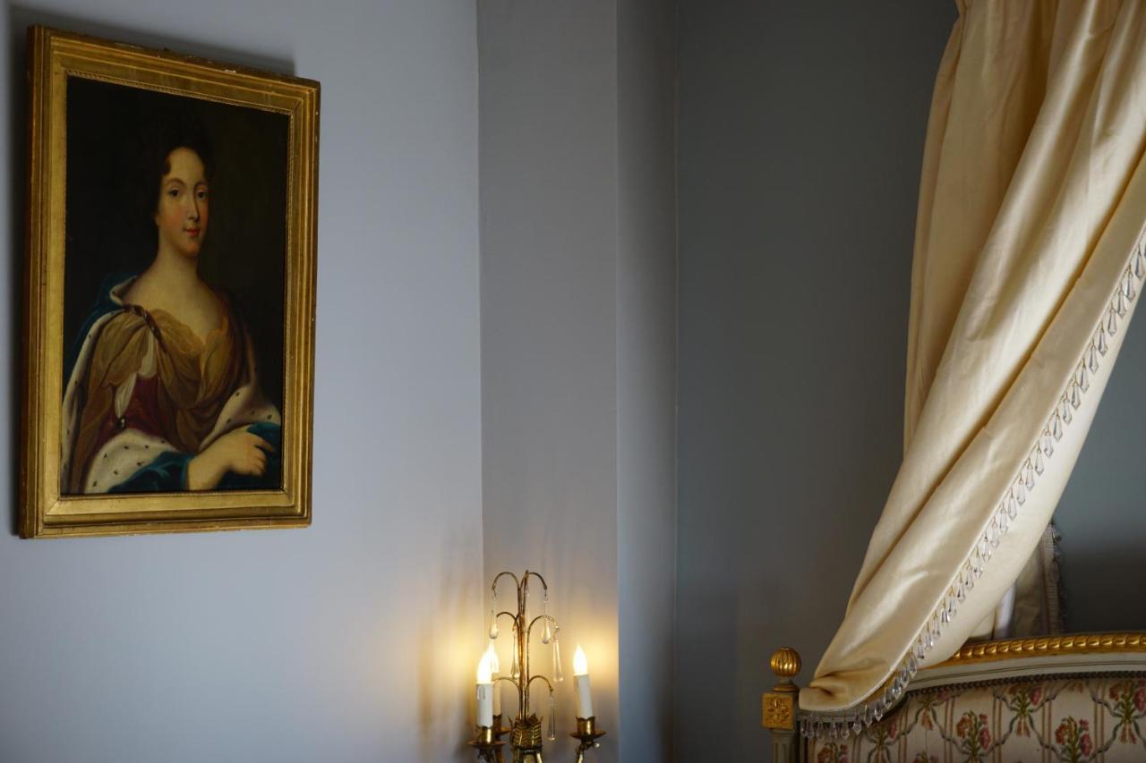 Апартаменти Manoir De La Comtesse Chailly-en-Biere Екстер'єр фото