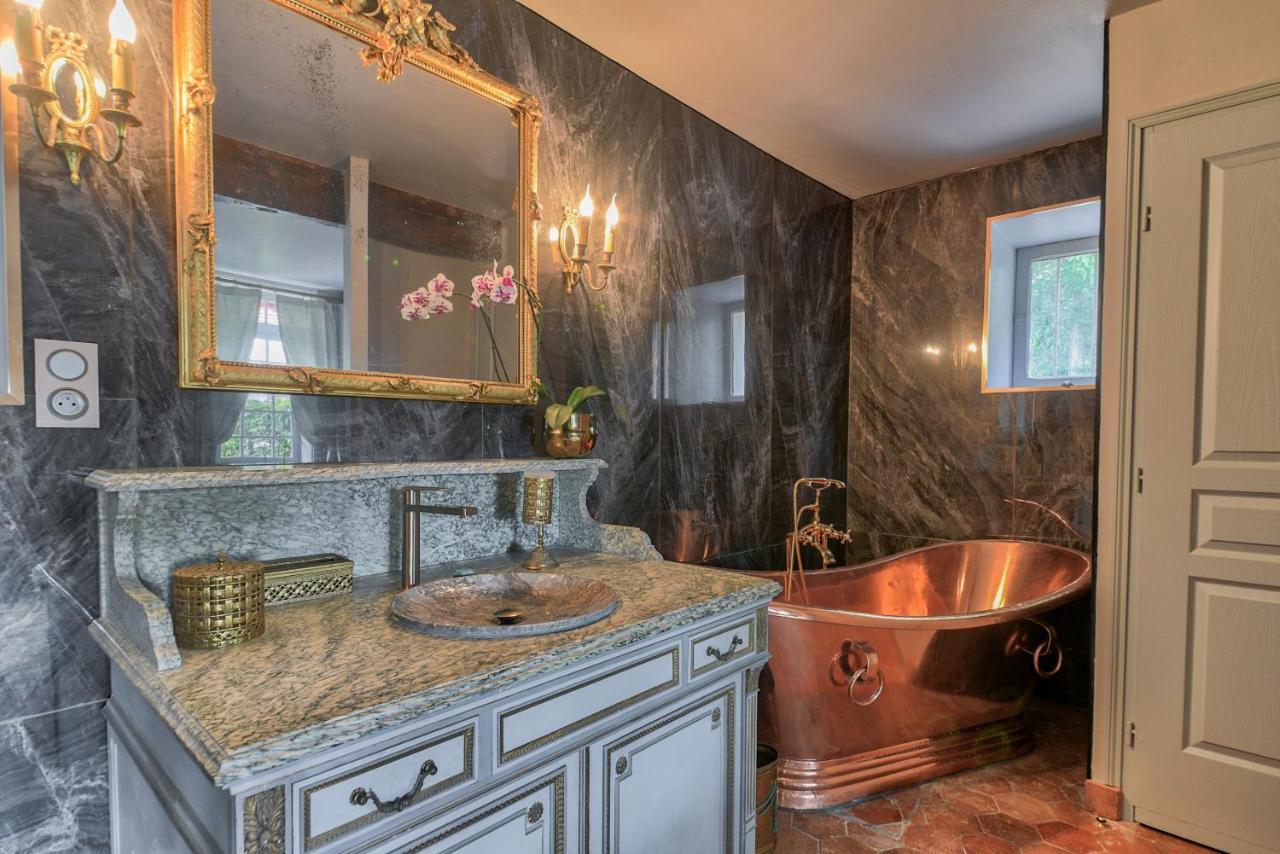 Апартаменти Manoir De La Comtesse Chailly-en-Biere Екстер'єр фото