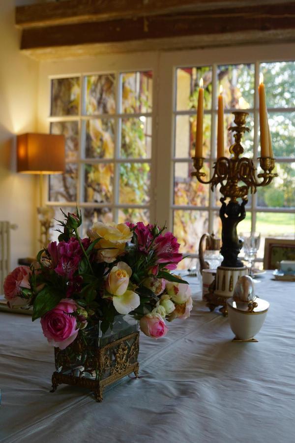 Апартаменти Manoir De La Comtesse Chailly-en-Biere Екстер'єр фото