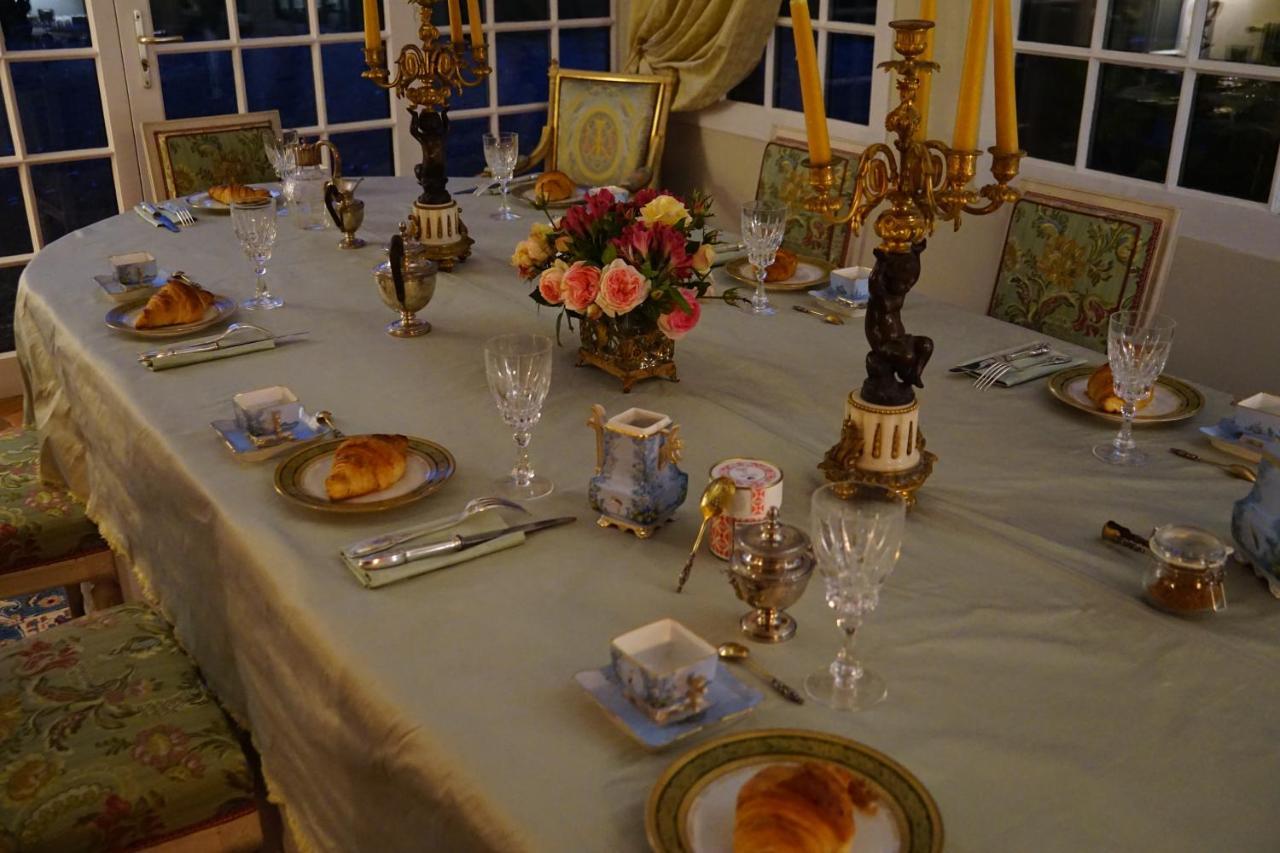 Апартаменти Manoir De La Comtesse Chailly-en-Biere Екстер'єр фото
