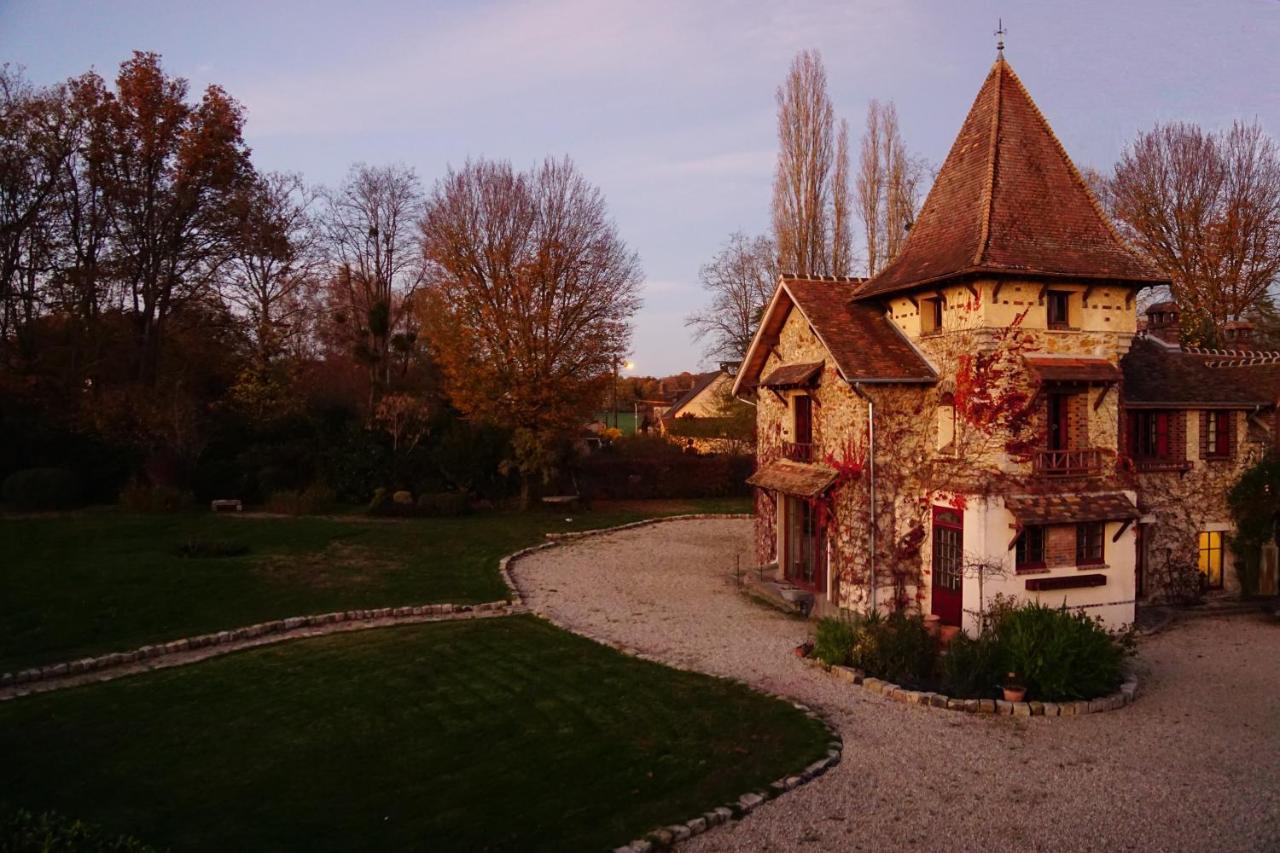 Апартаменти Manoir De La Comtesse Chailly-en-Biere Екстер'єр фото