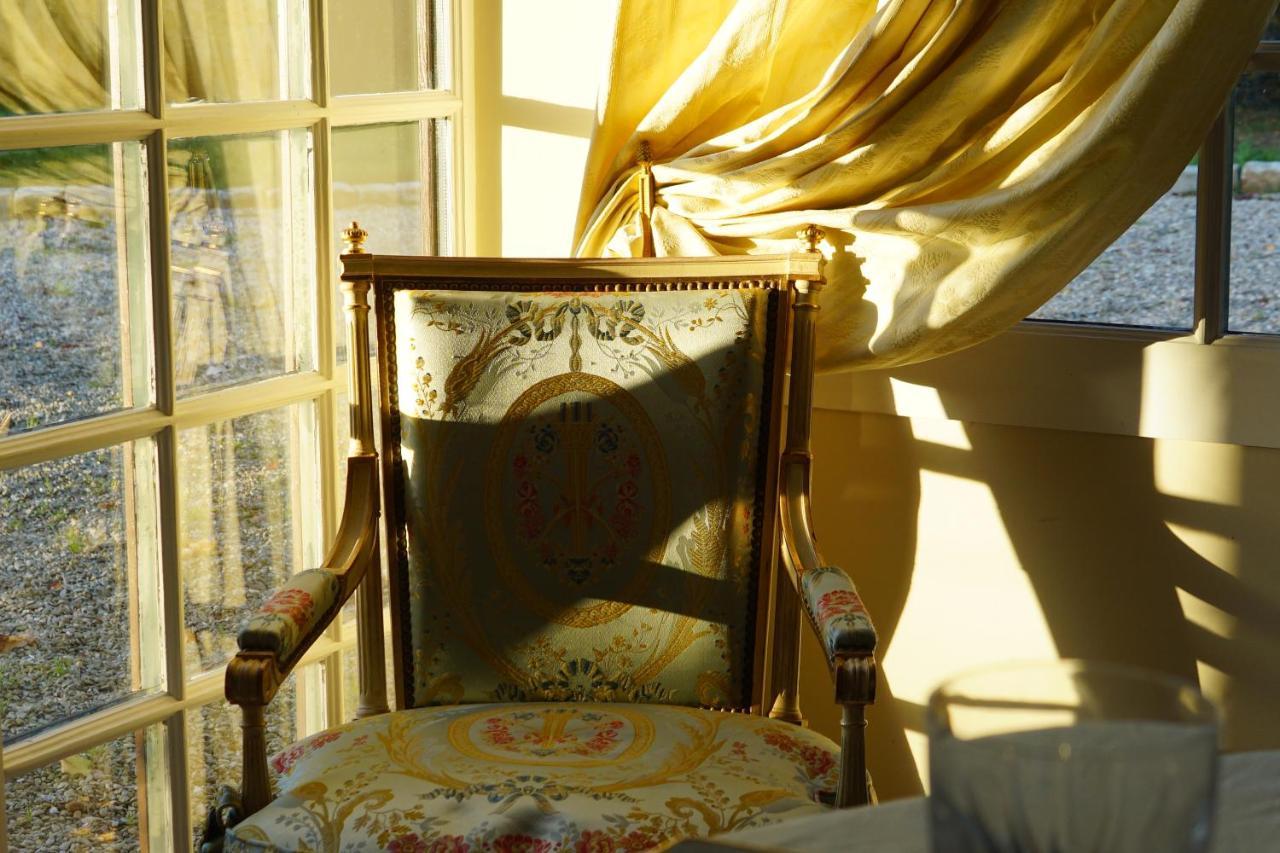 Апартаменти Manoir De La Comtesse Chailly-en-Biere Екстер'єр фото